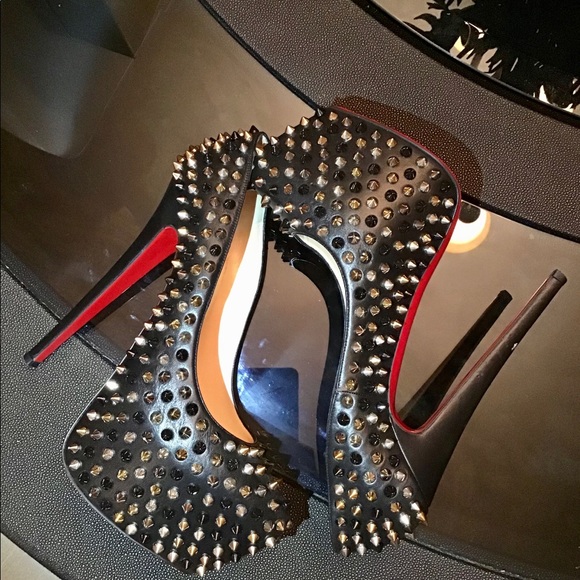 Christian Louboutin Daffodile Spike Pumps - Picture 5 of 11